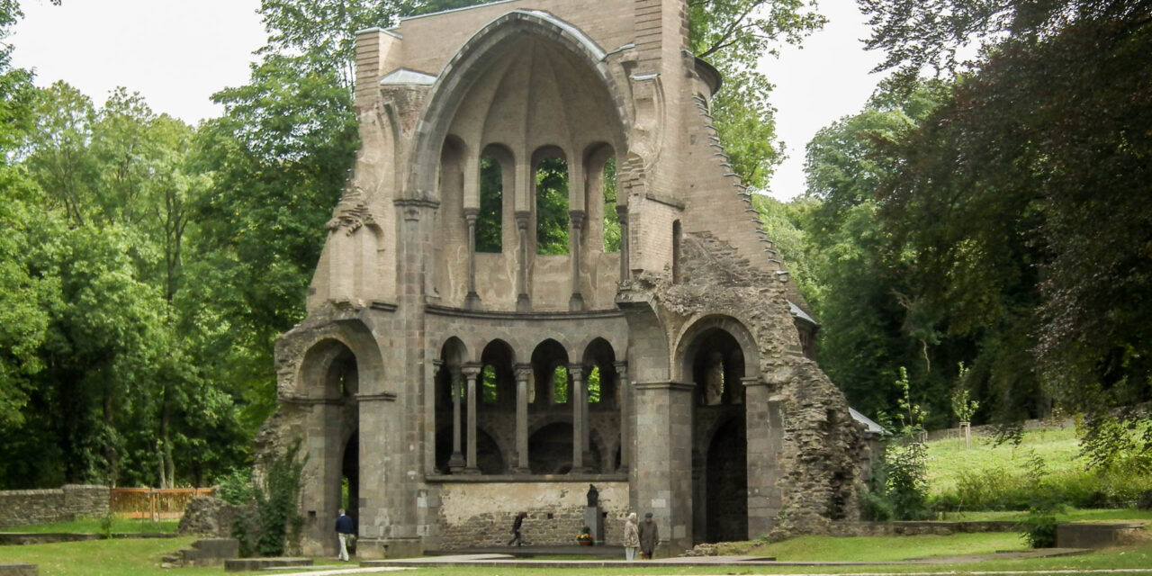 Open Air Konzert vor der Chorruine Kloster Heisterbach - Archiviert