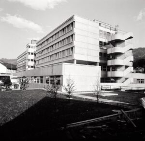 Erweiterung Krankenhaus Bregenz, 1970-1975, Foto: Helmut Klapper, Vorarlberger Landesbibliothk