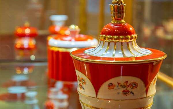 Stadtmuseum Halle: Sonderausstellung „Begehrt und zerbrechlich”