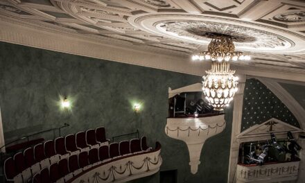 Landestheater Detmold: Freunde, das Leben ist lebenswert - Archiviert