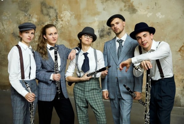 Die Stadt Gloggnitz goes moz art - Archiviert