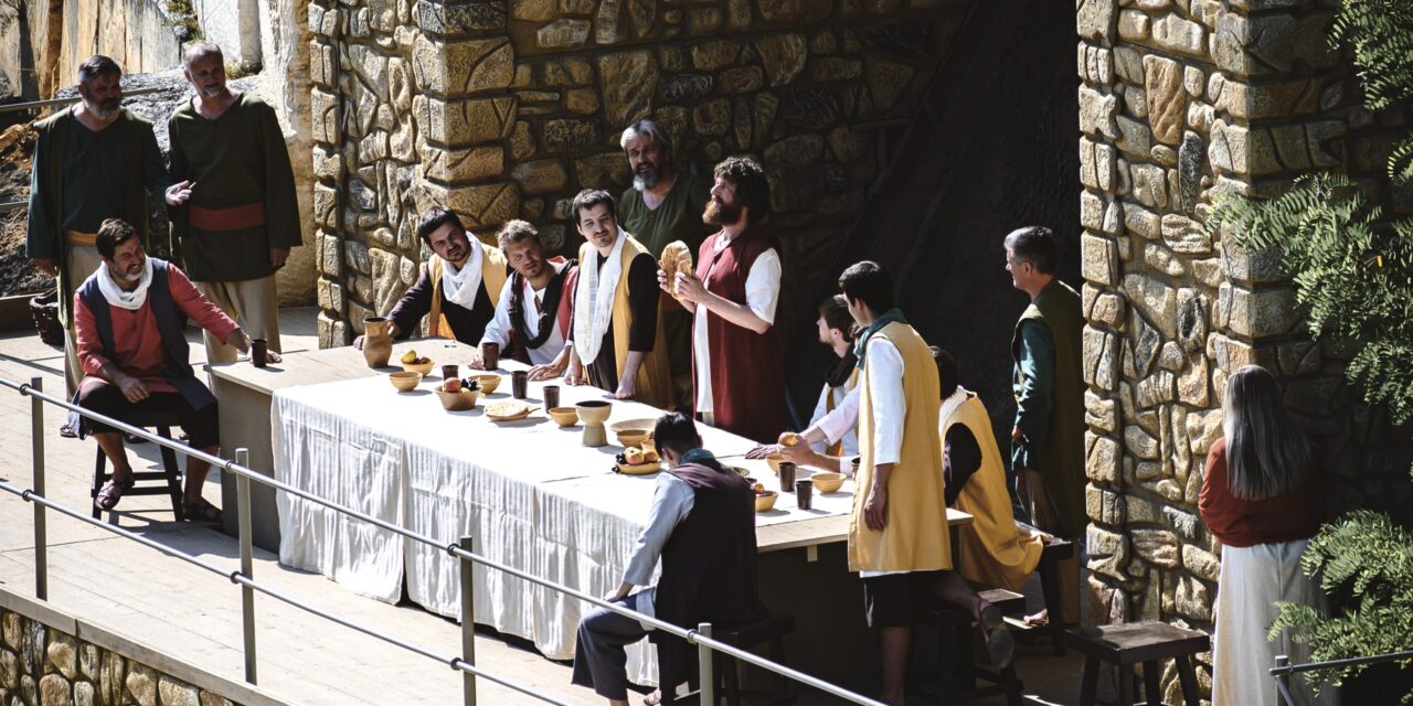 Passionsspiele St. Margarethen 2022: Emmaus – Geschichte eines L(i)ebenden - Archiviert