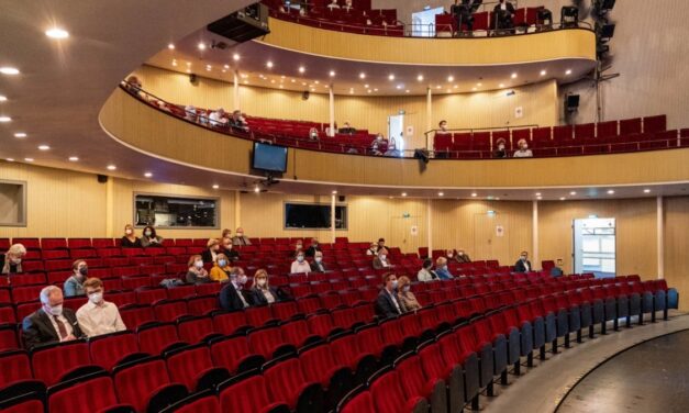 Theater Kiel: Don Carlos