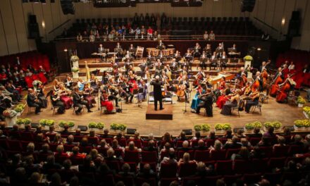 Wunderino Arena Kiel: 8. Philharmonisches Konzert – Das 5. Element: Transzendenz
