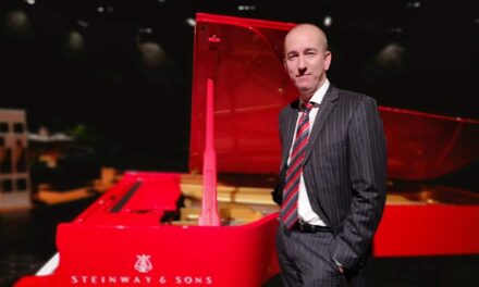 Schloss Horst in Gelsenkirchen: Chris Hopkins meets the Young Lions - Archiviert