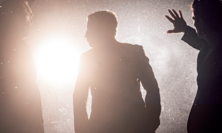 Theater und Konzerthaus Solingen: Lichter der Großstadt – ganz ohne Worte - Archiviert