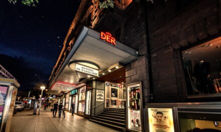 Komödie im Marquardt Stuttgart: Komplexe Väter - Archiviert