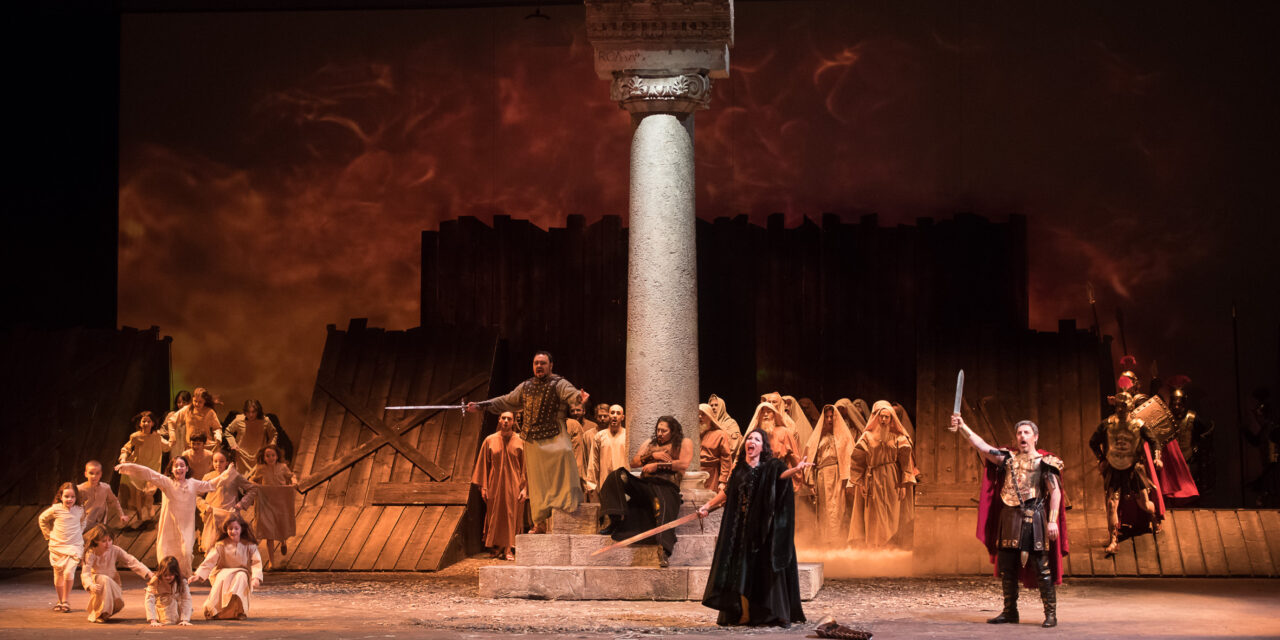 Semperoper Dresden: Attila - Archiviert