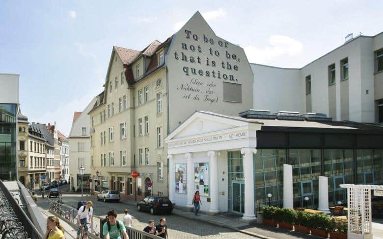 Thalia Theater Halle: 2001 - Archiviert