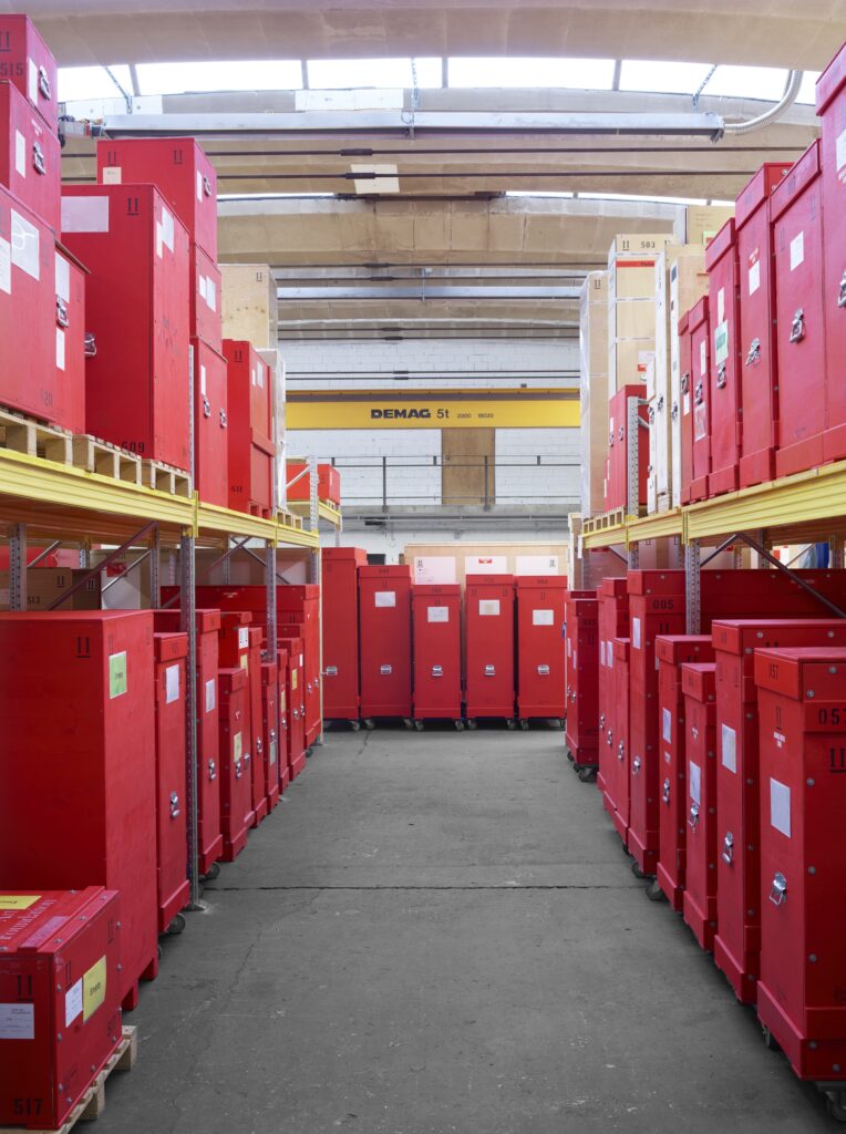 Candida Höfer, HAF, Kistenlager Schaan, 2021, © Candida Höfer Köln, 2022, Pro Litteris, Zürich