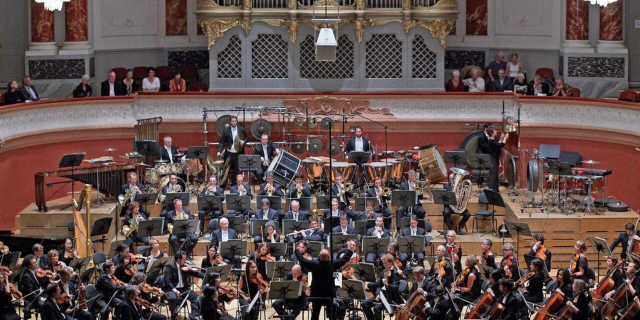 Stadtcasino Basel: Benefiz-Adventskonzert - Archiviert