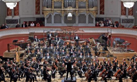 Stadtcasino Basel: Benefiz-Adventskonzert - Archiviert