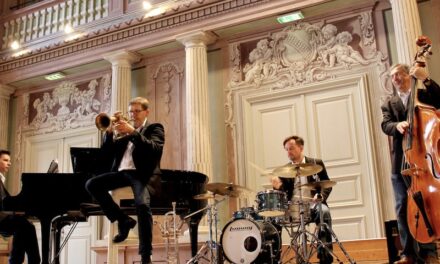 Kapuzinerstadl Deggendorf: Swinging Christmas - Archiviert