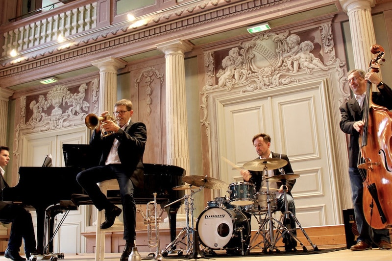 Kapuzinerstadl Deggendorf: Swinging Christmas - Archiviert