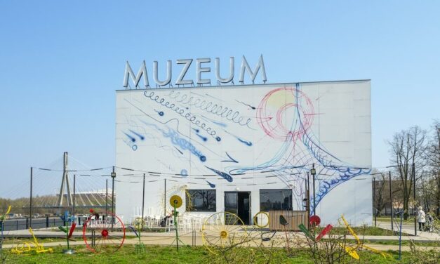 Museum für Moderne Kunst Warschau: Die Dunklen Künste