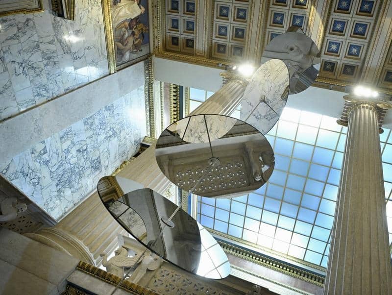 Eva Schlegel – extension of public space