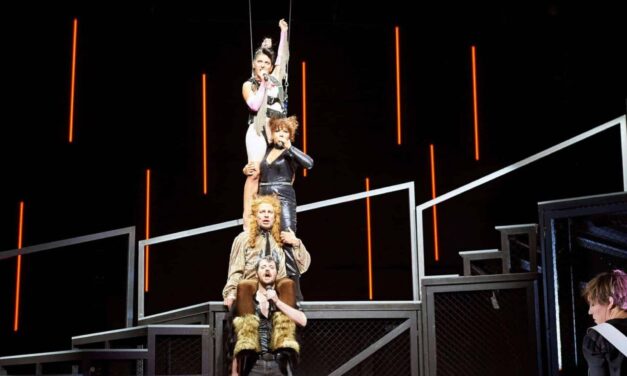 Das Theater Erlangen: Etwas Besseres als den Tod finden wir überall