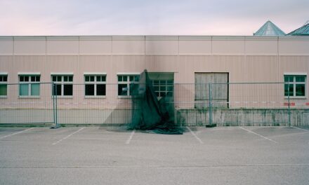 Die KUNSTSAMMLUNG des Landes Oberösterreich: Spuren der Stadt. Urbane Räume in der zeitgenössischen Fotografie - Archiviert