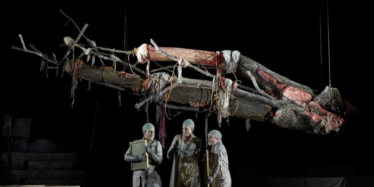 Landestheater Niederbayern: Götterdämmerung - Archiviert