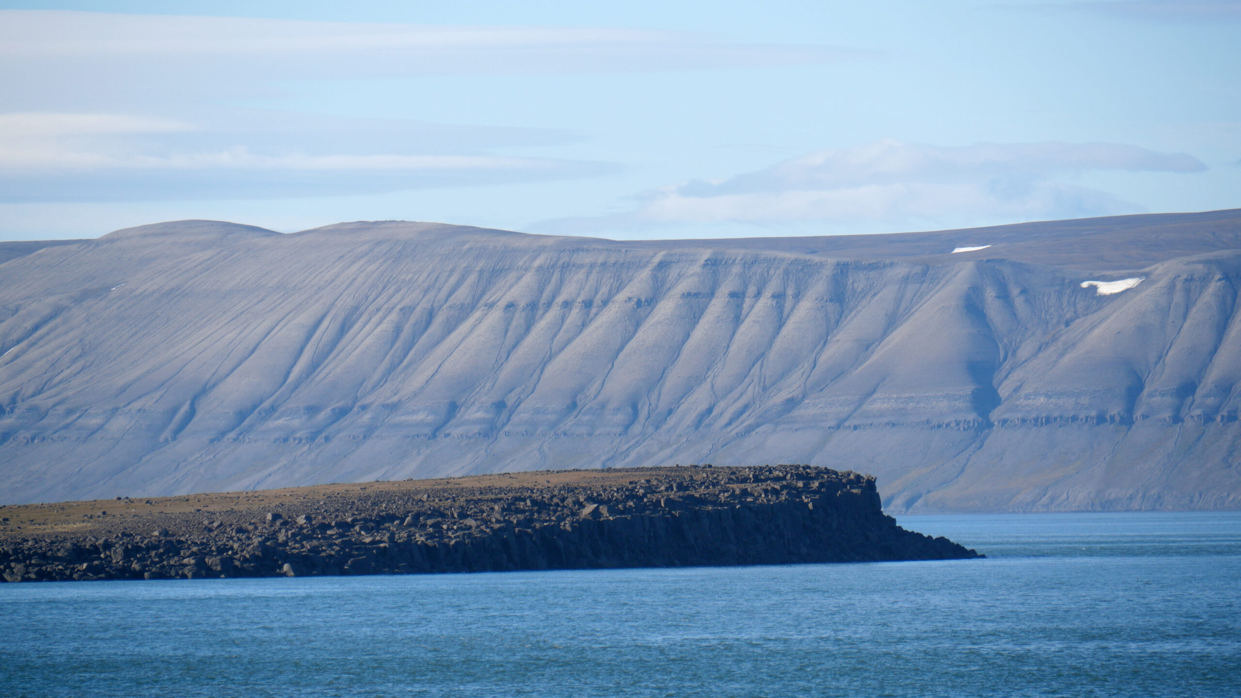 Oliver Ressler, Climate Feedback Loops, 2-channel video installation, 23, min., (Filmstil) © Courtesy of the Artist