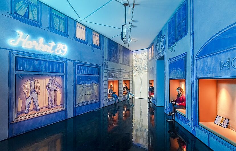 In der Ausstellung "Roads not Taken. Oder: Es hätte auch anders kommen können" © DHM/David von Becker