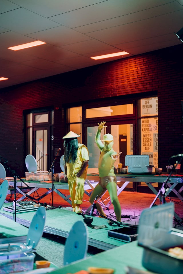 söydivision © Dico Baskoro