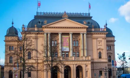 Mecklenburgisches Staatstheater Schwerin: Die Gespenster von Demmin - Archiviert