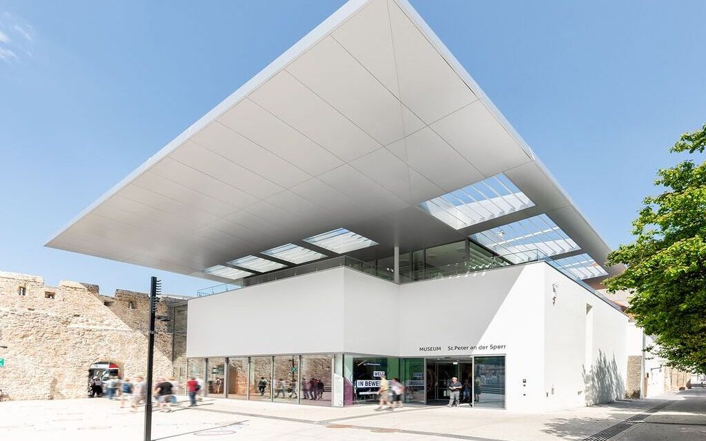 Museum St. Peter/Sperr in Wiener Neustadt: HERMANN NITSCH. Farbenwelt - Archiviert