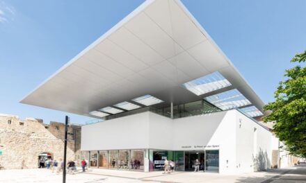 Museum St. Peter/Sperr in Wiener Neustadt: HERMANN NITSCH. Farbenwelt - Archiviert