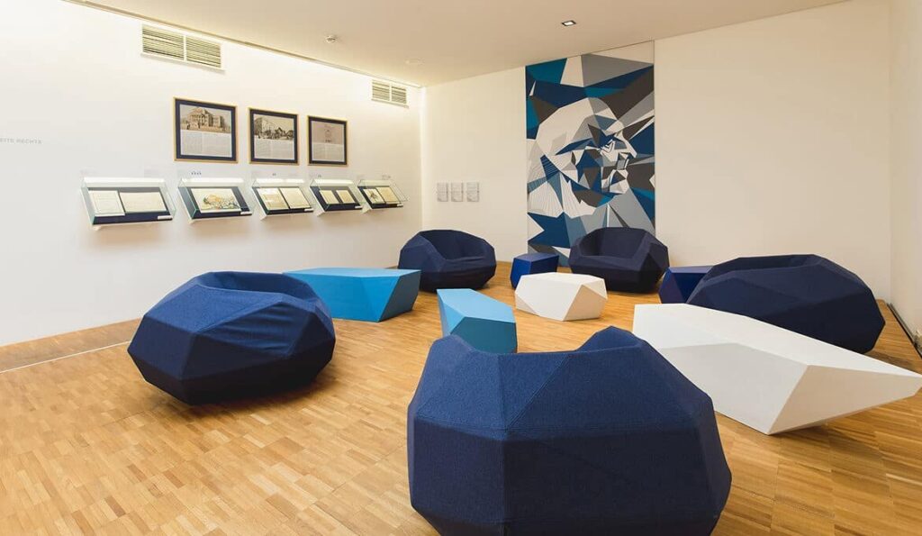 Dauerausstellung im Ausstellungsfoyer des Konzerthauses © Heilung/Lorenz