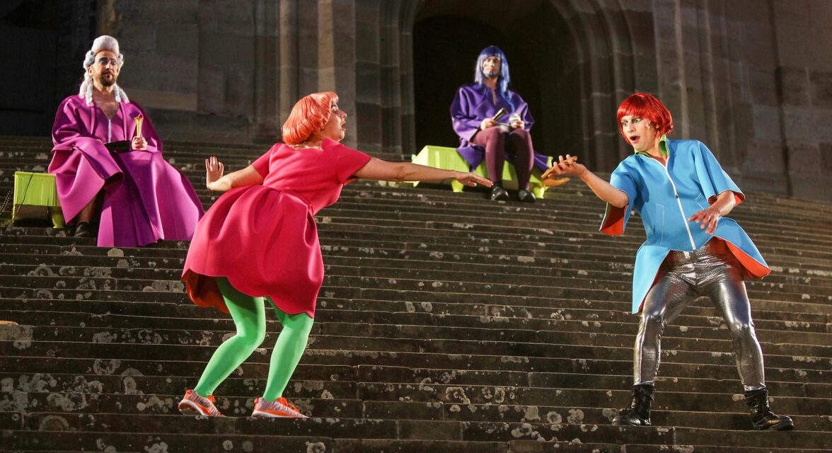 Landesbühne Rheinland-Pfalz Schlosstheater Neuwied: Das Spiel von Liebe und Zufall - Archiviert