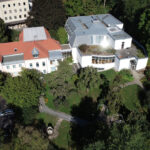 Porzellanmarkt IM PORZELLANIKON HOHENBERG A.D. EGER: MODERNES PORZELLAN