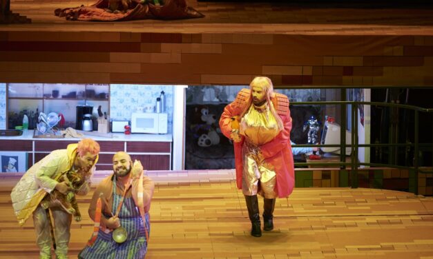 Theater Magdeburg: Die Liebe zu den drei Orangen