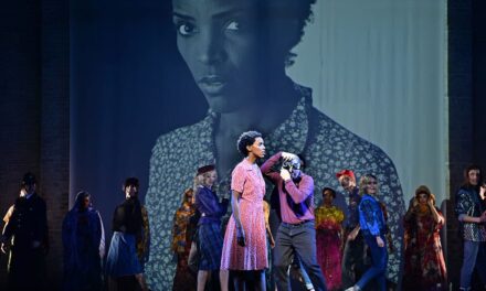 Deutsches Theater München: Wüstenblume - Archiviert