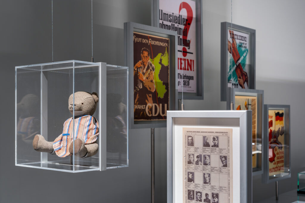 Blick in die Ständige Ausstellung © Stiftung Flucht, Vertreibung, Versöhnung, Foto: Markus Gröteke