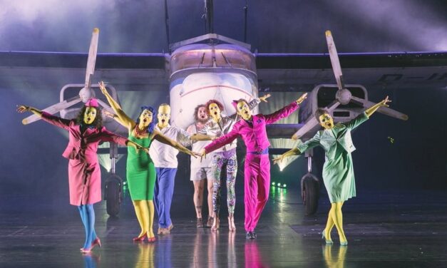 Theater Bonn: Flight