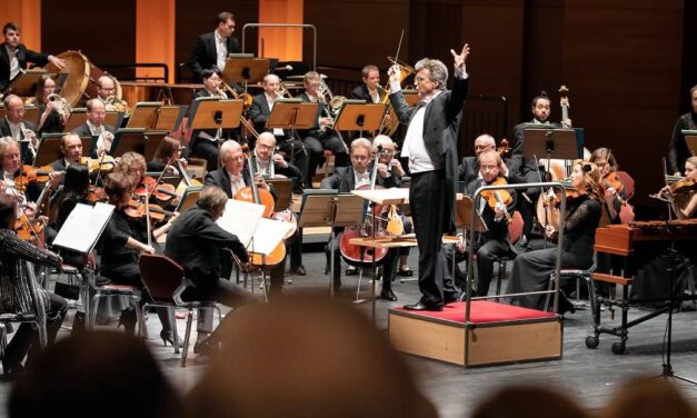 Forum Leverkusen: Magie und Märchen – Silvesterkonzert der Bayer-Philharmonie