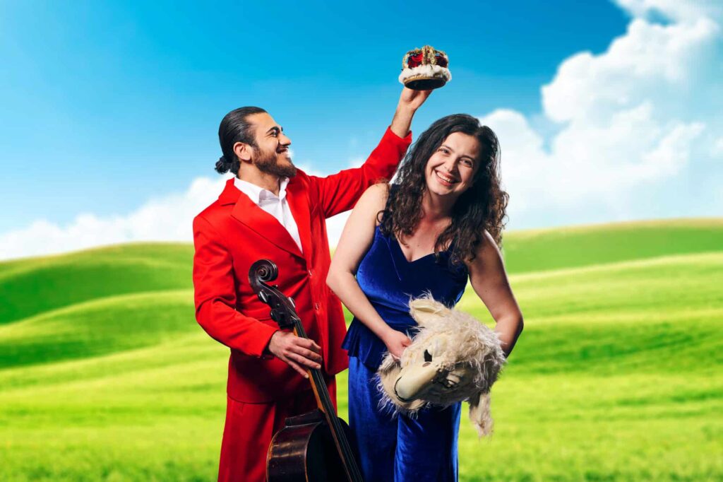 Kinderoper Schaf: Riccardo Pallotta, Laman Leane Israfilova Foto: Arno Kohlem