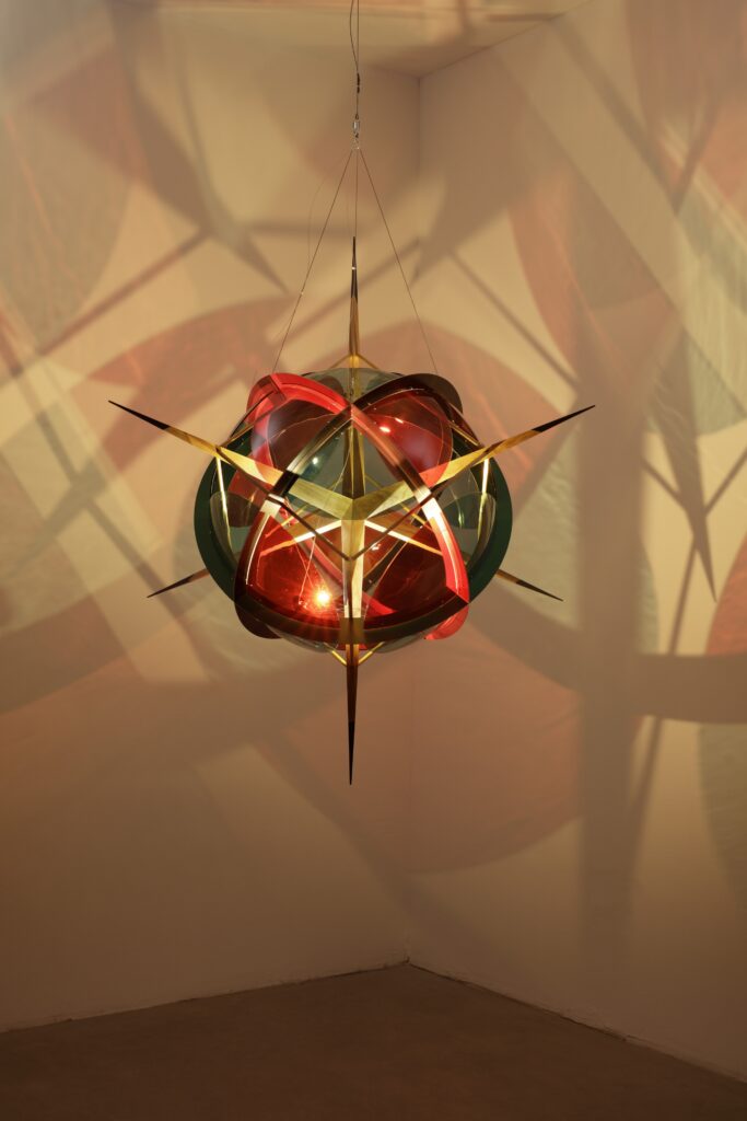 Olafur Eliasson, Navigation star for utopia, 2022,installation view: Studio Olafur Eliasson, Berlin. Photo: Hans-Georg Gaul, Courtesy of the artist; neugerriemschneider, Berlin; Tanya Bonakdar Gallery, New York / Los Angeles © 2022 Olafur Eliasson