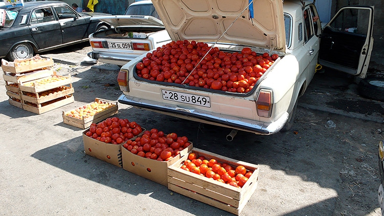 Anna Jermolaewa, aus der Serie Volga etc., C-prints, 2008 © Anna Jermolaewa, Bildrecht, Wien 2023