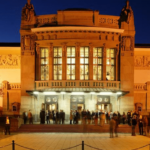 Stadttheater Gießen: Close to you (and think of the song)