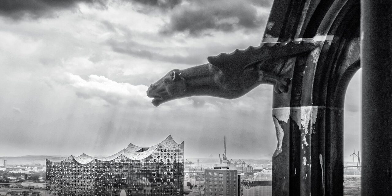 Elbphilharmonie Hamburg: Internationales Musikfest Hamburg 2024 „Krieg und Frieden” - Archiviert