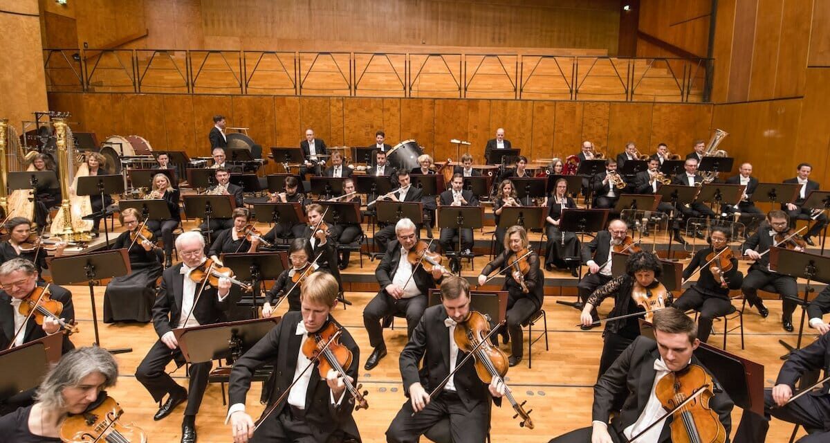 Liederhalle, Beethovensaal Stuttgart: 5. SINFONIE­KONZERT - Archiviert