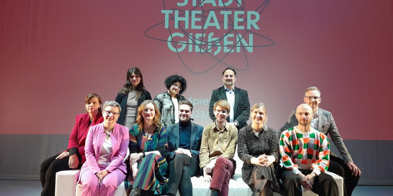 Stadttheater Gießen: Die Perlenfischer - Archiviert