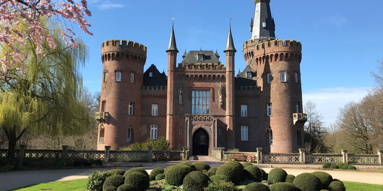 Museum Schloss Moyland: EARTH FIRE WATER AIR. Lennart Lahuis & Joseph Beuys