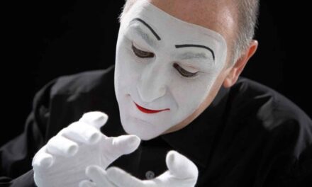 Theater am Hechtplatz: Carlos Martínez – Vitamimo - Archiviert