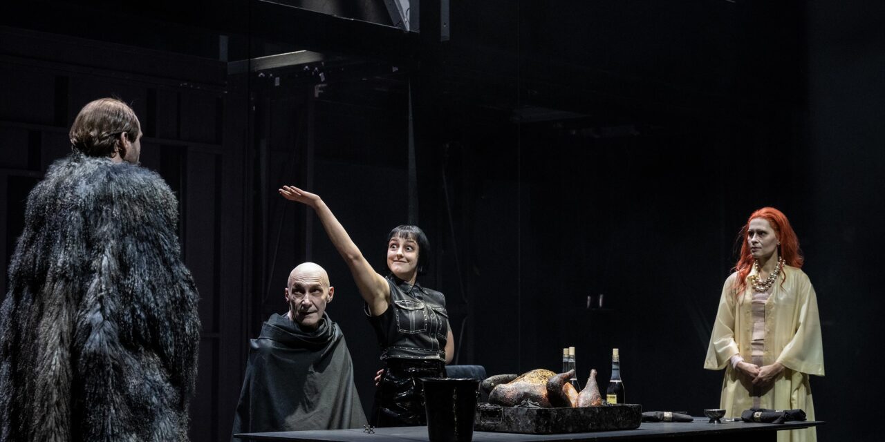 Schauspielhaus Zürich: Biedermann und die Brandstifter - Archiviert