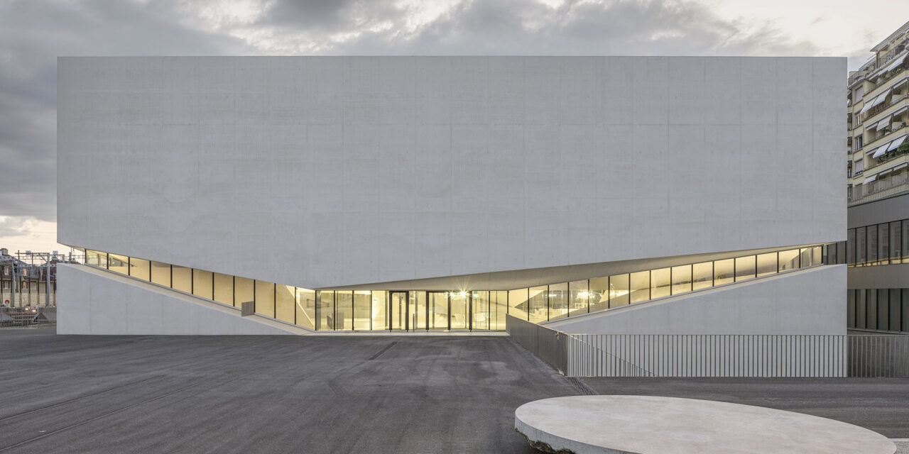 Photo Elysée Kantonales Museum für Fotografie Lausanne: Cindy Sherman - Archiviert