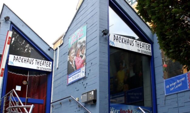 Packhaustheater im Schnoor Bremen: Tratsch im Treppenhaus