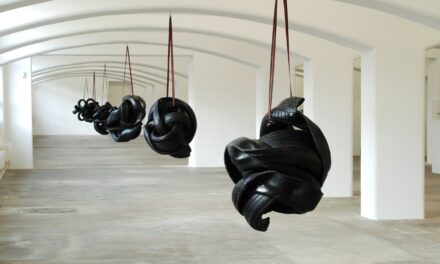 Kunstmuseum Reutlingen: Holz – Skulptur, Relief und Arbeiten auf Papier - Archiviert